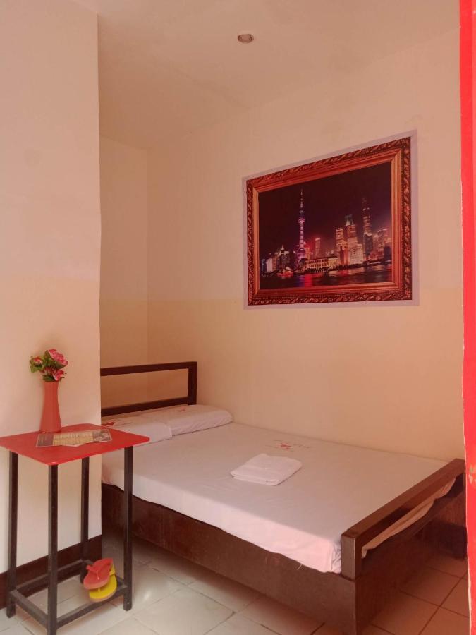 Wjv Inn Humay-Humay マクタン エクステリア 写真